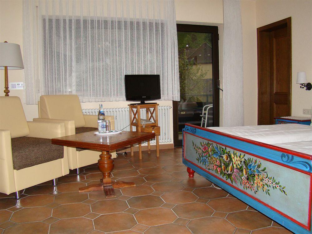Hotel Hirsch Bad Peterstal-Griesbach Dış mekan fotoğraf
