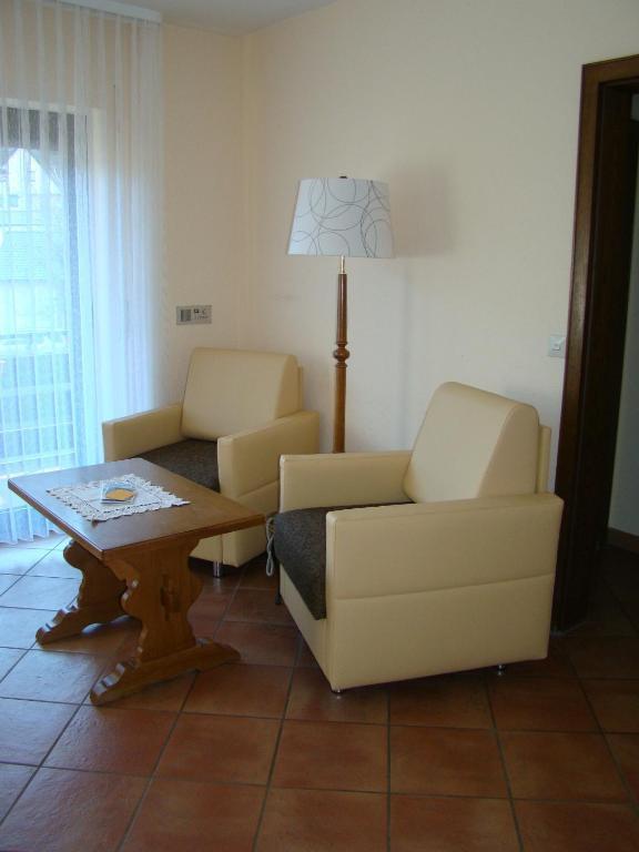 Hotel Hirsch Bad Peterstal-Griesbach Oda fotoğraf
