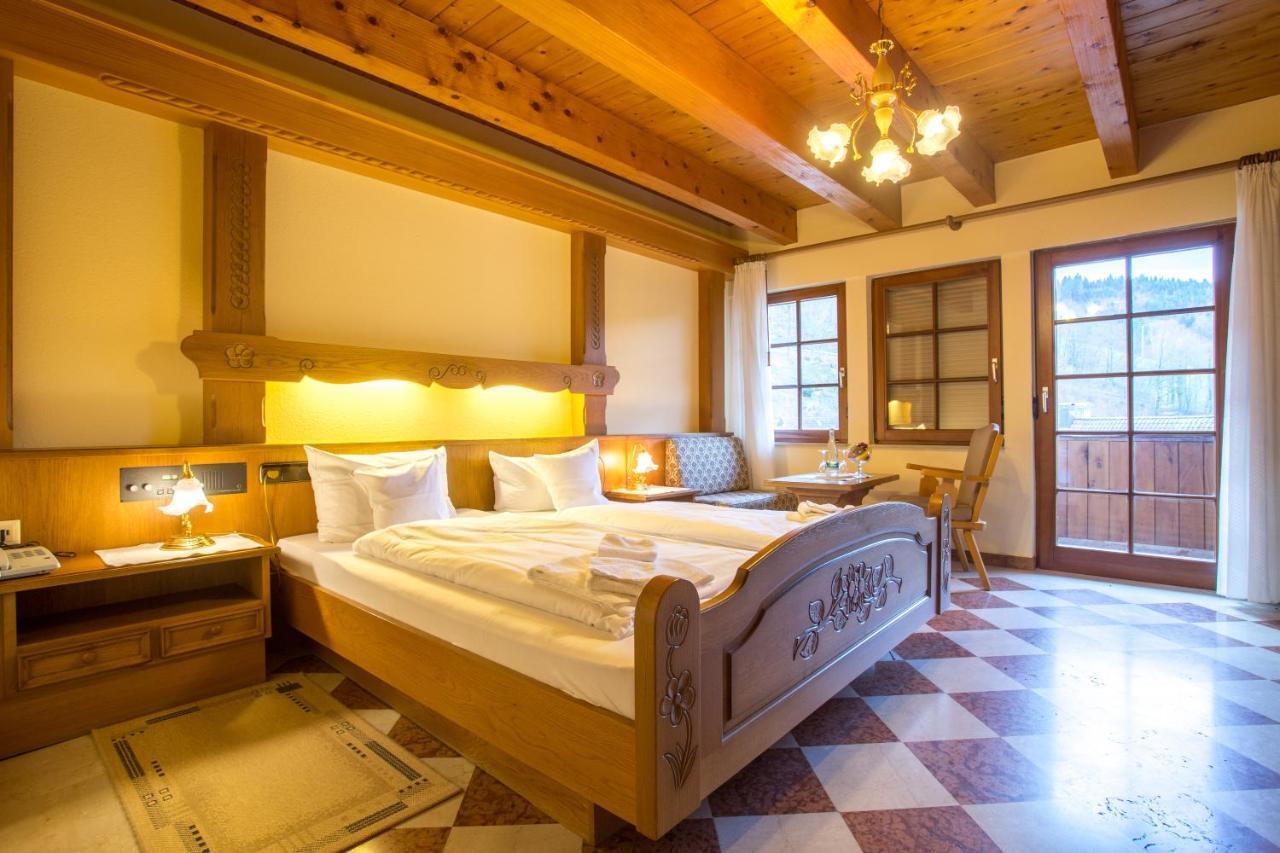 Hotel Hirsch Bad Peterstal-Griesbach Dış mekan fotoğraf